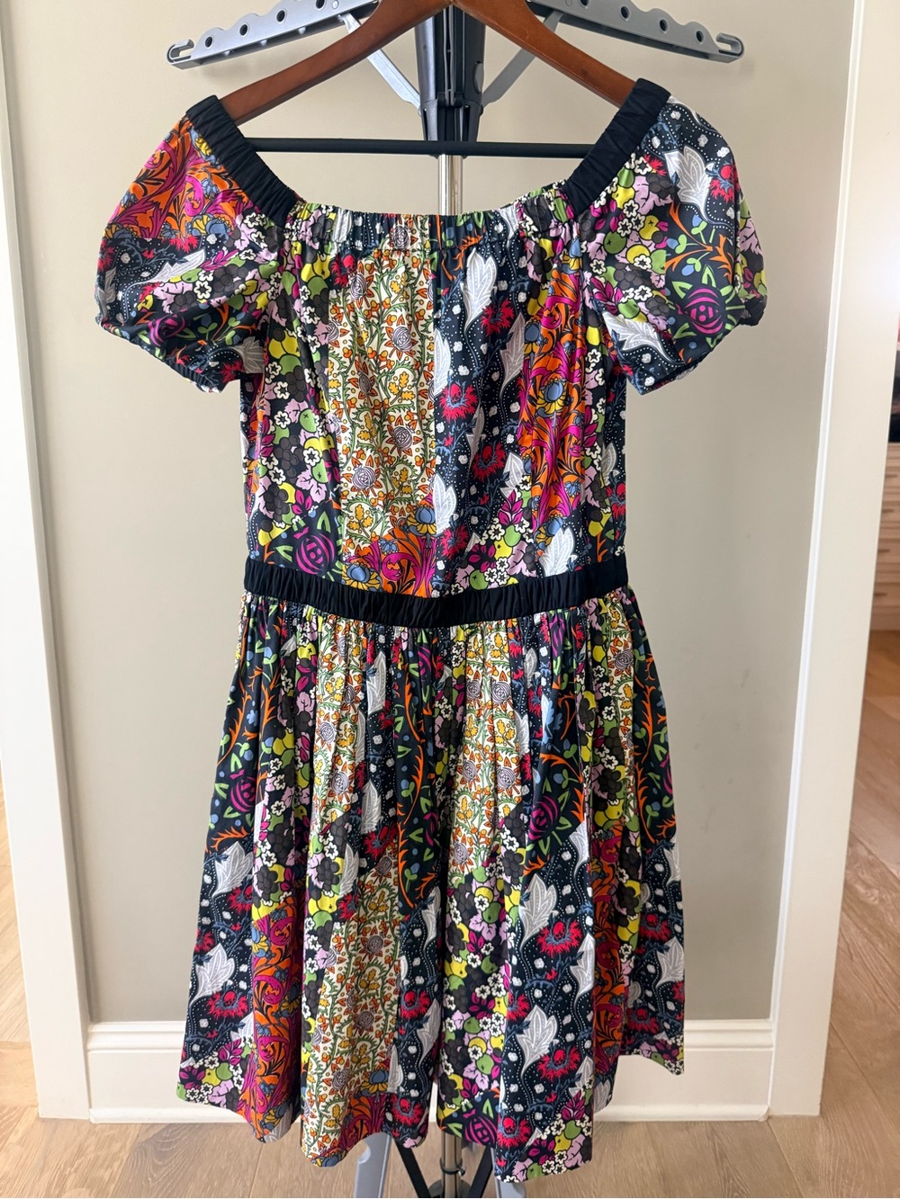 Prada Black Multi Floral Off-Shoulder Girls Casual Dress